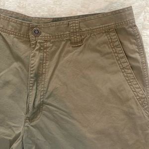 COLUMBIA MENS CARGO SHORTS